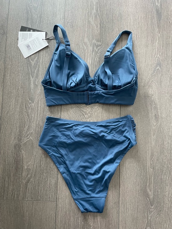 knix Blue Two-Piece Swim Set bikini bra bottom XS and XS+ swimwear ruched deep V - Picture 5 of 5